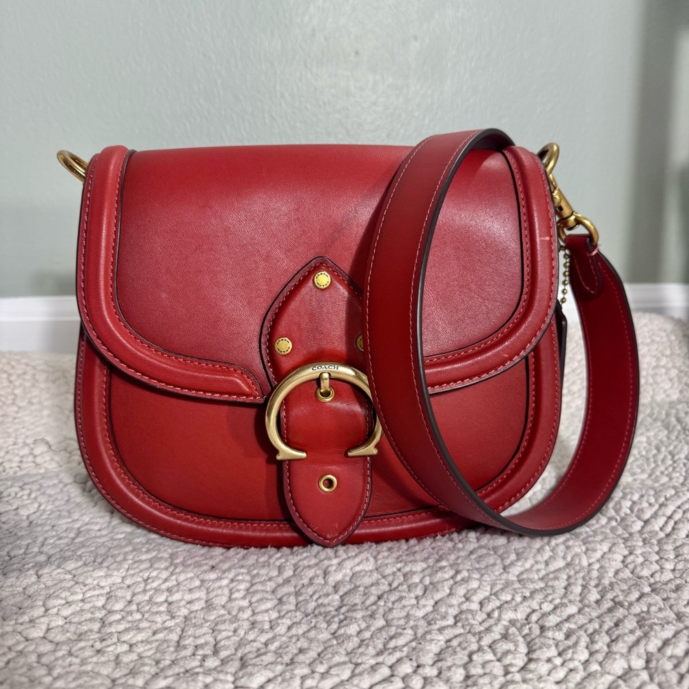 Coach Beat Saddle Bag in Red Sand